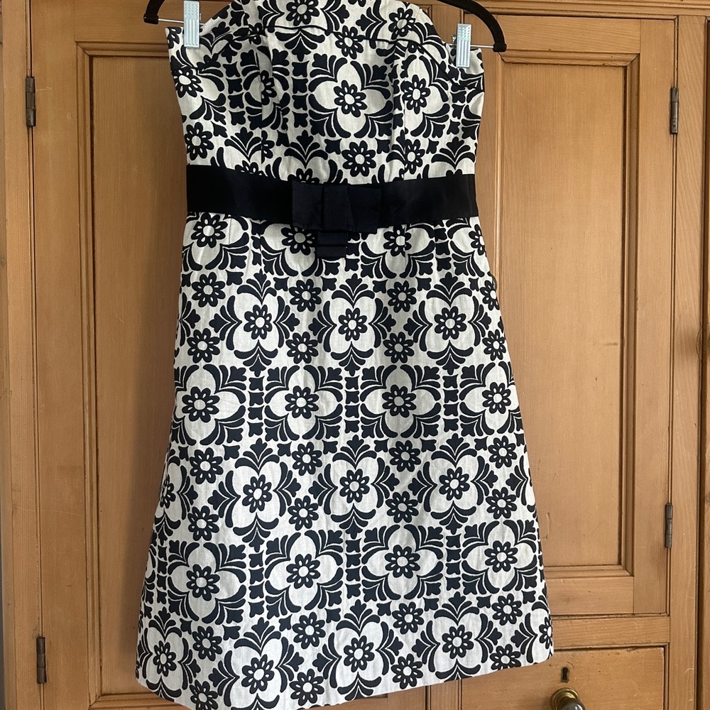 Lilly Pulitzer strapless linen dress size 4